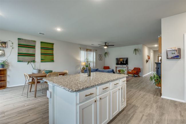 947 Hurstwood Dr, House other with 4 bedrooms, 2 bathrooms and null parking in Van Alstyne TX | Image 7