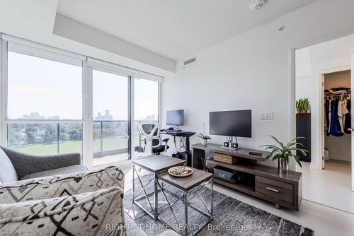 911-10 Gibbs Rd, Etobicoke, ON, M9B0E2 | Card Image