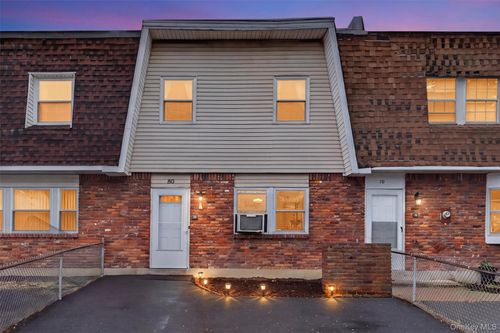 80 Sarah Ln, Middletown, NY, 10941-4021 | Card Image