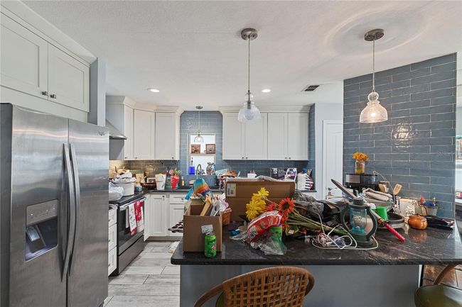6645 Freeport Dr, House other with 3 bedrooms, 2 bathrooms and null parking in SPRING HILL FL | Image 4
