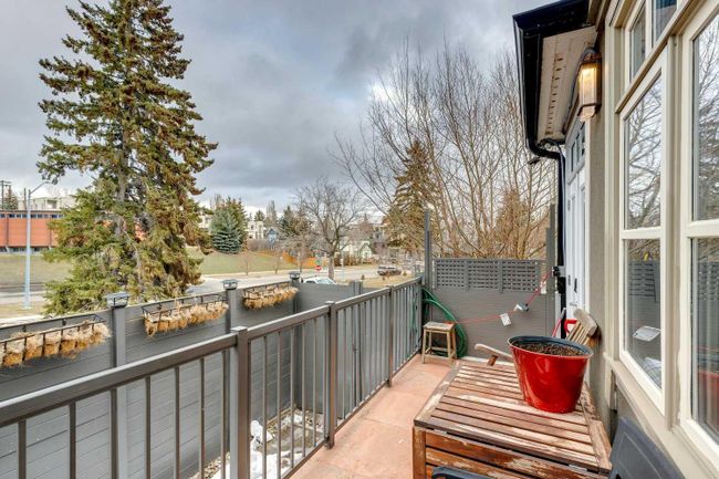 3607 1 Street Sw, Home with 5 bedrooms, 4 bathrooms and 2 parking in Calgary AB | Image 16