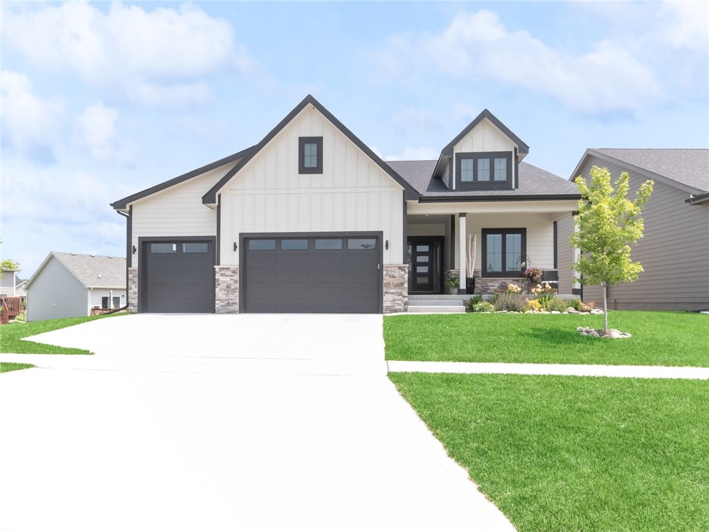 Watermeadow Cir, Johnston, IA 50131