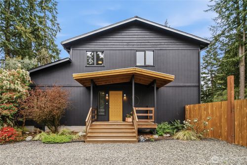 11907 103rd Ave Sw, Vashon, WA, 98070-3105 | Card Image