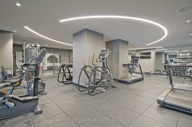 1012 - 286 Main St, Condo with 2 bedrooms, 2 bathrooms and null parking in Toronto ON | Image 34