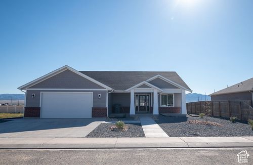 953 S Shauntie St, Milford, UT, 84751-7707 | Card Image