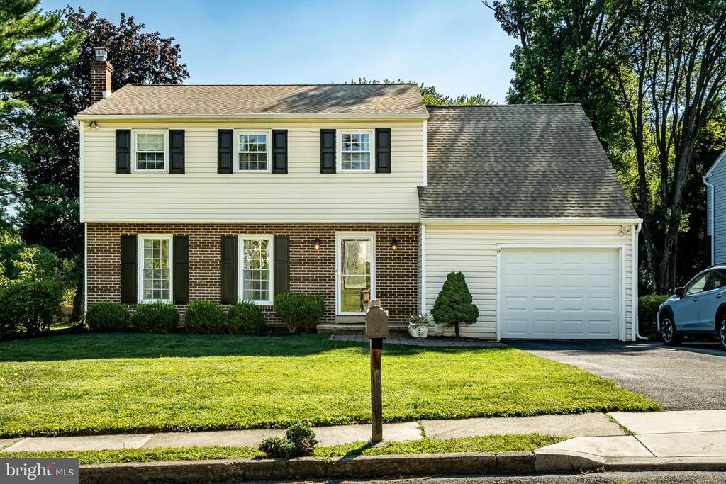 Goshorn Dr, Malvern, PA 19355