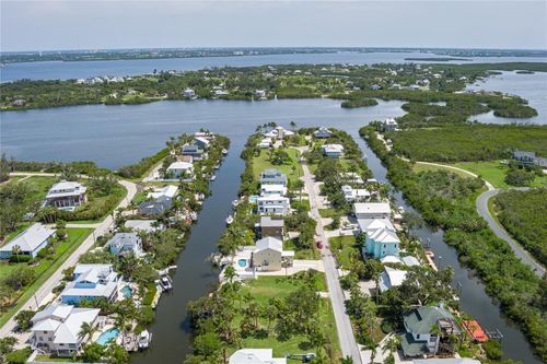 124 Burns Rd, TERRA CEIA, FL, 34250 | Card Image