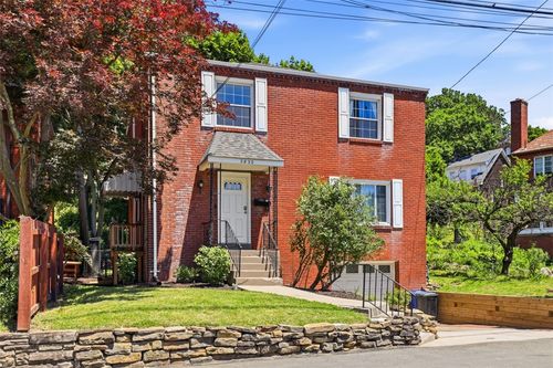 2830 Fernwald Rd, Squirrel Hill, PA, 15217-3124 | Card Image
