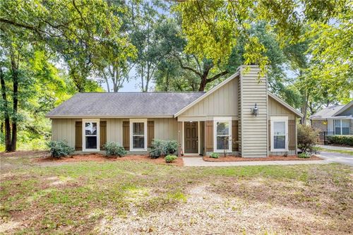 2137 Woodlea Dr W, Mobile, AL, 36695-3031 | Card Image