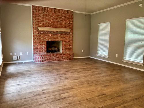 455 Strata Dr, Denton, TX, 76201-1859 | Card Image