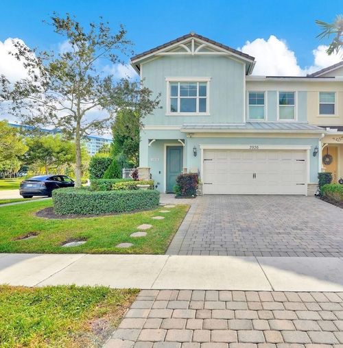 3936 Mahogany Ln, Hollywood, FL, 33021-2466 | Card Image