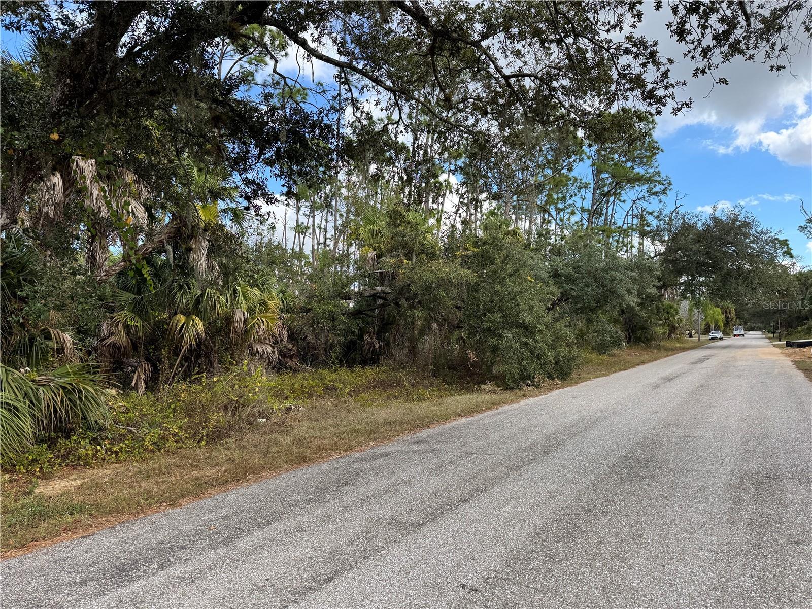 Land in PORT CHARLOTTE 5