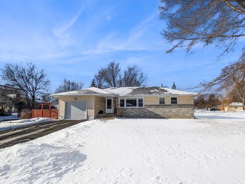 3611 Hampshire Ave N, Crystal, MN, 55427-2273 | Card Image