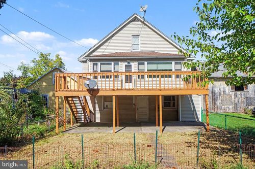 37R W Main Street, ELIZABETHVILLE, PA, 17023 | Card Image