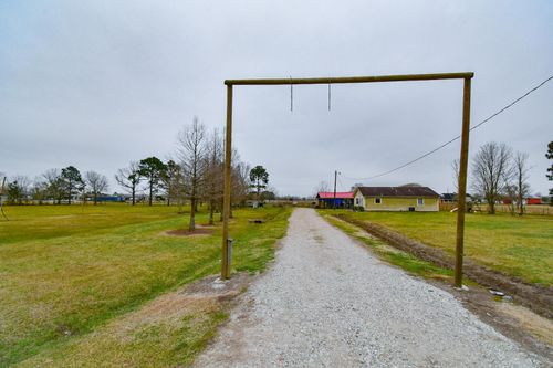 8683 Fm 365 Rd, Beaumont, TX, 77705-9398 | Card Image