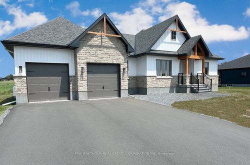 252 Trudeau Cres, Russell, ON, K4R0E2 | Card Image