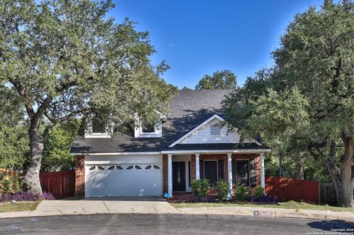 10202 Tiger Fld, San Antonio, TX, 78251-4078 | Card Image