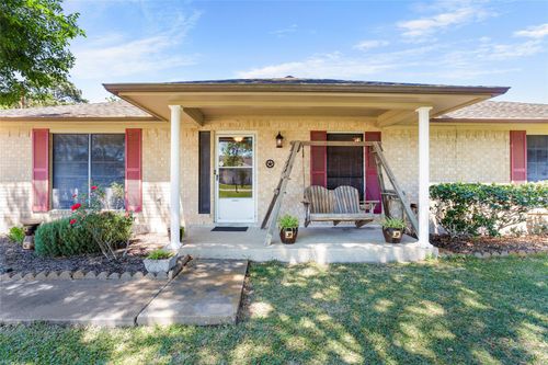 5521 Lanis St, Dickinson, TX, 77539-3846 | Card Image