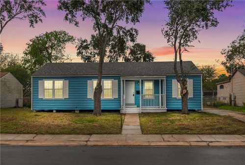 1113 Annapolis Dr, Corpus Christi, TX, 78404-3705 | Card Image