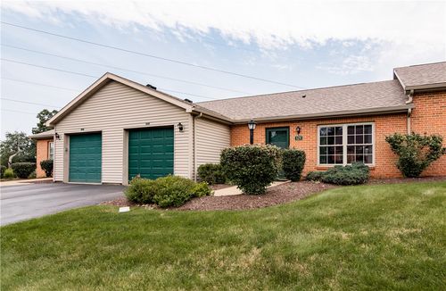 129 Park Crest Ln, Butler, PA, 16001-7917 | Card Image