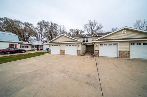 364 Main St N, Chatfield, MN, 55923-1151 | Card Image