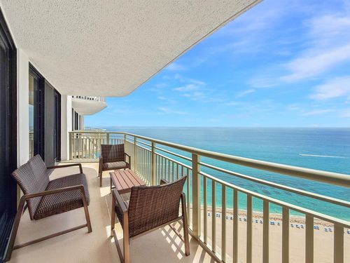 apt-40d-3000 N Ocean Dr, Riviera Beach, FL, 33404-3270 | Card Image