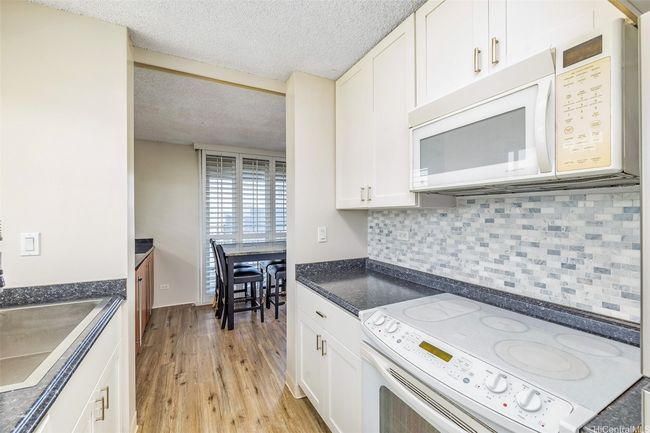 PHA - 1111 Wilder Ave, Condo with 2 bedrooms, 2 bathrooms and 1 parking in Honolulu HI | Image 19