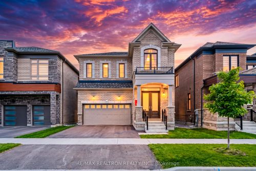 7 Sweet Gale Cres, Richmond Hill, ON, L4E1J9 | Card Image