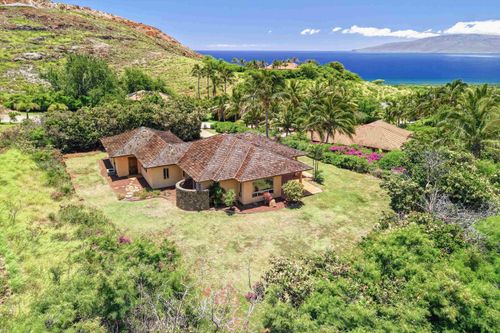 44 Lau Niu Way, Lahaina, HI, 96761 | Card Image