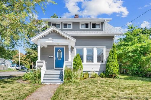 51 Francis St, East Haven, CT, 06512-2808 | Card Image