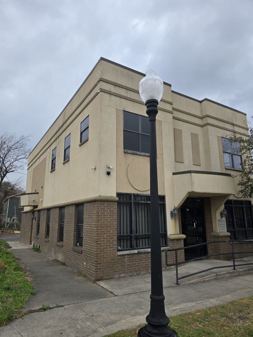 204-654 Saint Louis Avenue, Fort Worth, TX, 76104 | Card Image