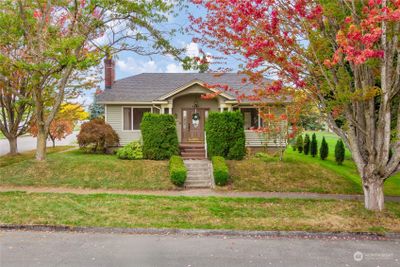 4540 S J Street welcomes you to the most adorable Tacoma home ever! | Image 1