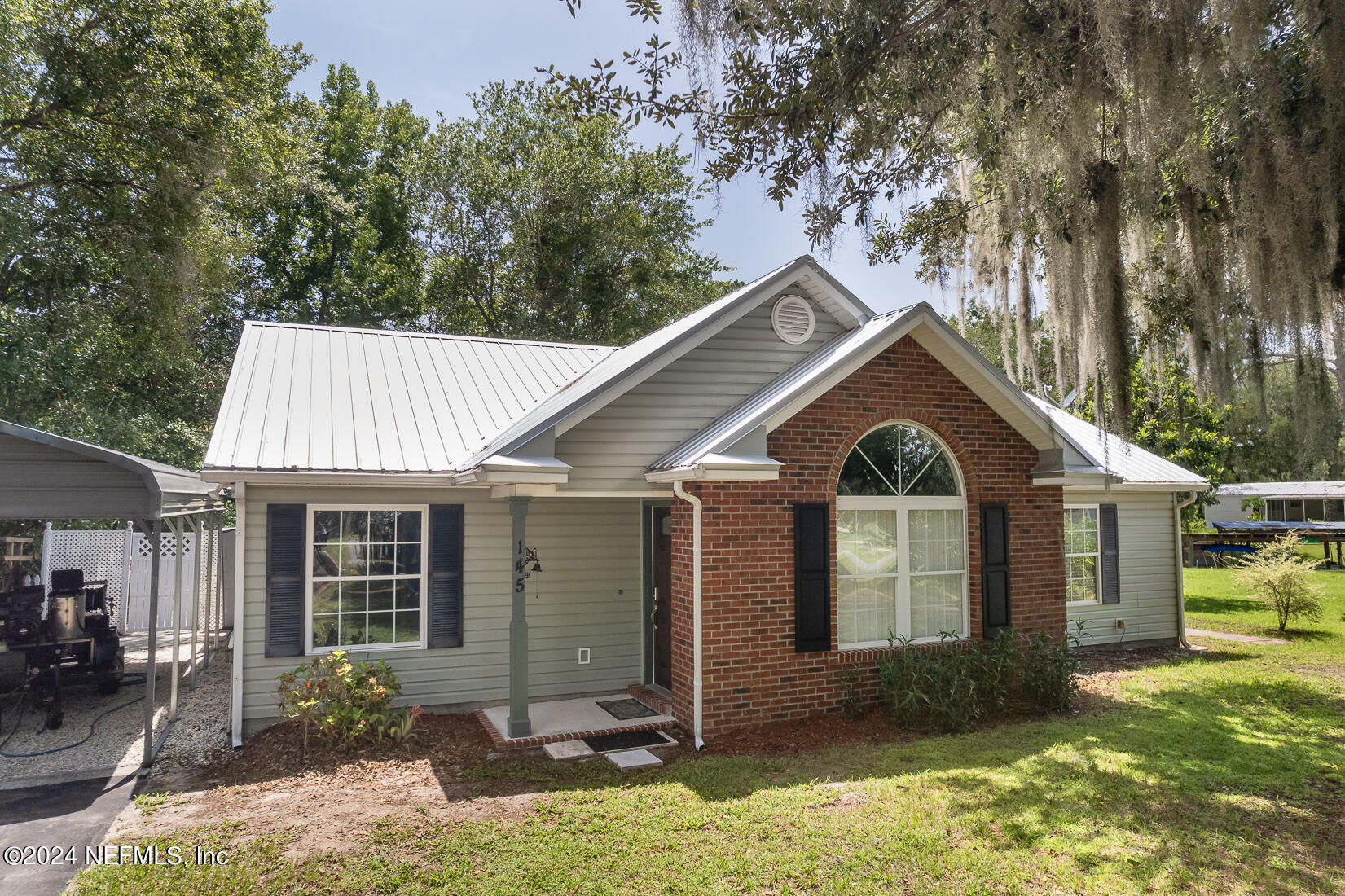 Shoreline Ave, Satsuma, FL 32189