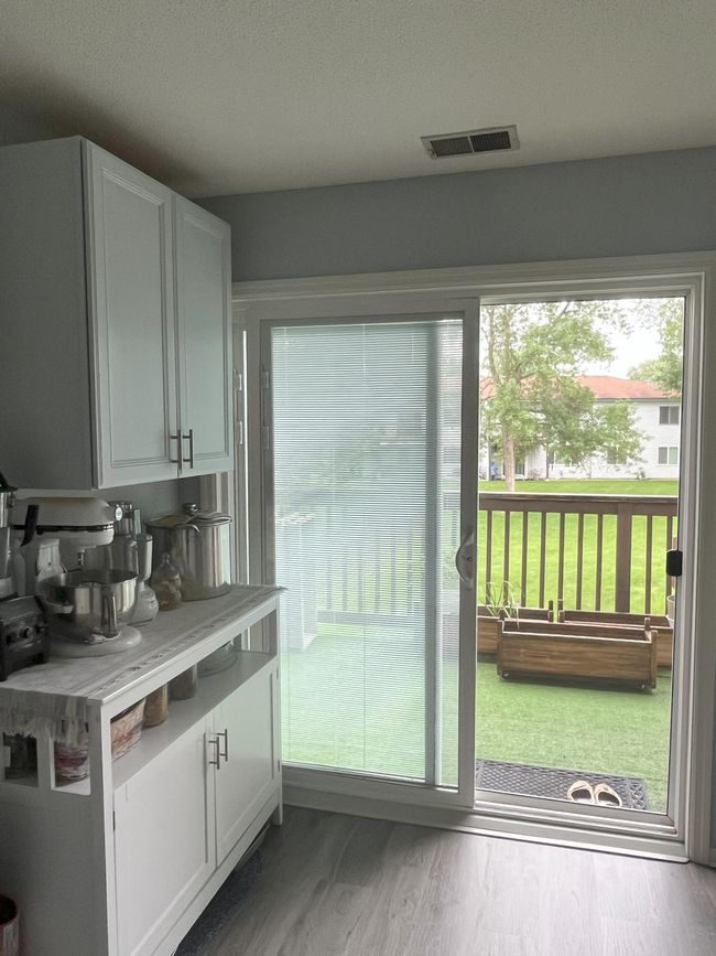 APT-203 - 40 94 Th Cir Nw, Home with 2 bedrooms, 1 bathrooms and null parking in Coon Rapids MN | Image 4