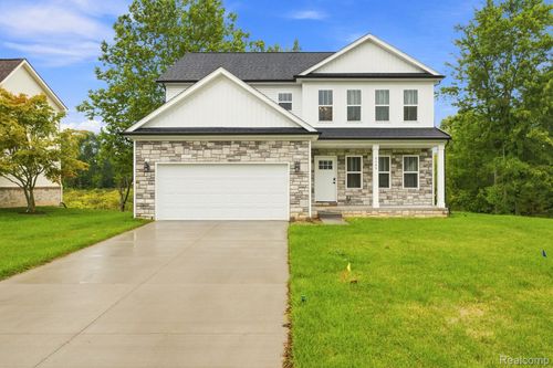6149 Woodridge Ln, Grand Blanc, MI, 48439-9049 | Card Image
