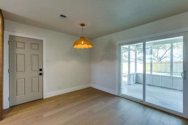 6401 Cooper Ln, House other with 3 bedrooms, 2 bathrooms and 2 parking in Austin TX | Image 13
