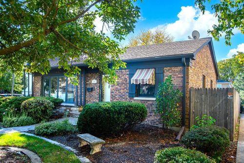 100 Drexel Ave, La Grange, IL, 60525-1734 | Card Image