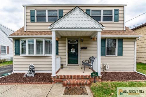 429 Edgeworth St, Middlesex, NJ, 08846-2044 | Card Image