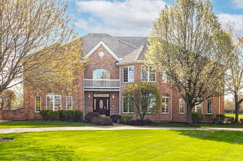 37181 N Fox Hill Dr, Wadsworth, IL, 60083-9583 | Card Image