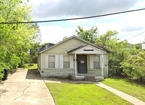 8505 Rubin St, Houston, TX, 77051-2635 | Card Image