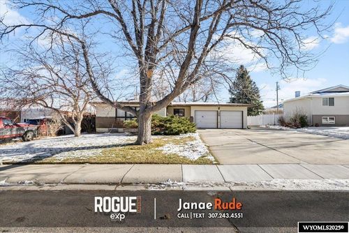105 Marigold St, Casper, WY, 82604-4028 | Card Image