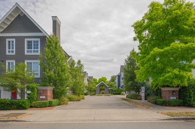 2 - 8476 207 A St, Townhouse with 3 bedrooms, 2 bathrooms and 3 parking in Langley BC | Image 2