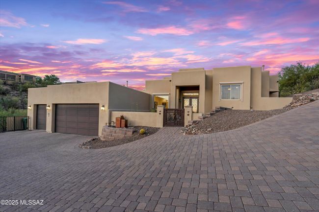 39-Front of Home | Image 44