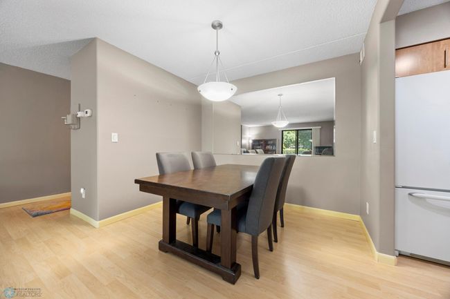 Dining Area | Image 14