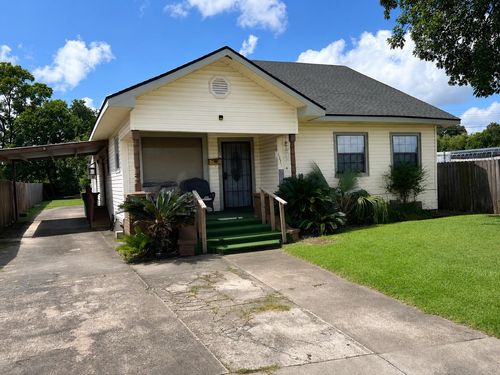 1871 Washington Blvd, Beaumont, TX, 77705-1822 | Card Image