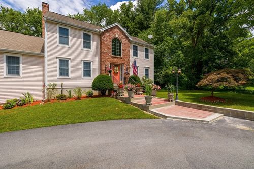 35 Burnap St, Auburn, MA, 01501-2419 | Card Image