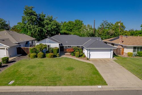 4274 Warren Avenue, Sacramento, CA, 95822 | Card Image