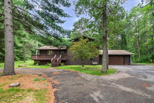 9325 Interlachen Rd, Lake Shore, MN, 56468-8738 | Card Image