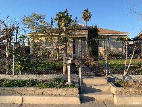 4200 Pioneer Dr, Bakersfield, CA, 93306-5620 | Card Image