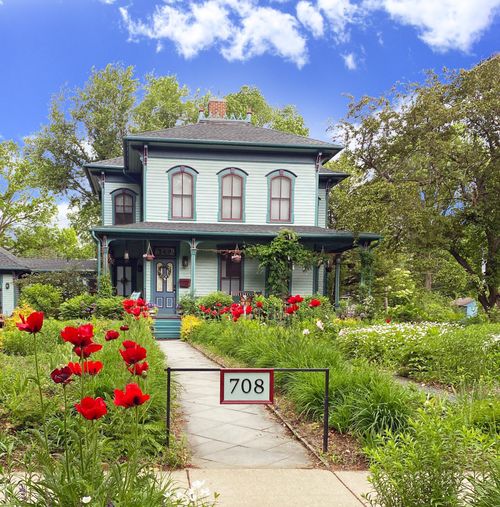 708 Saint Olaf Ave, Northfield, MN, 55057-1523 | Card Image